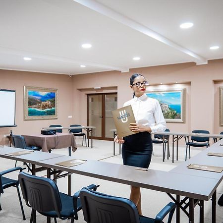 Hotel Villa Magus Kladnitsa 외부 사진