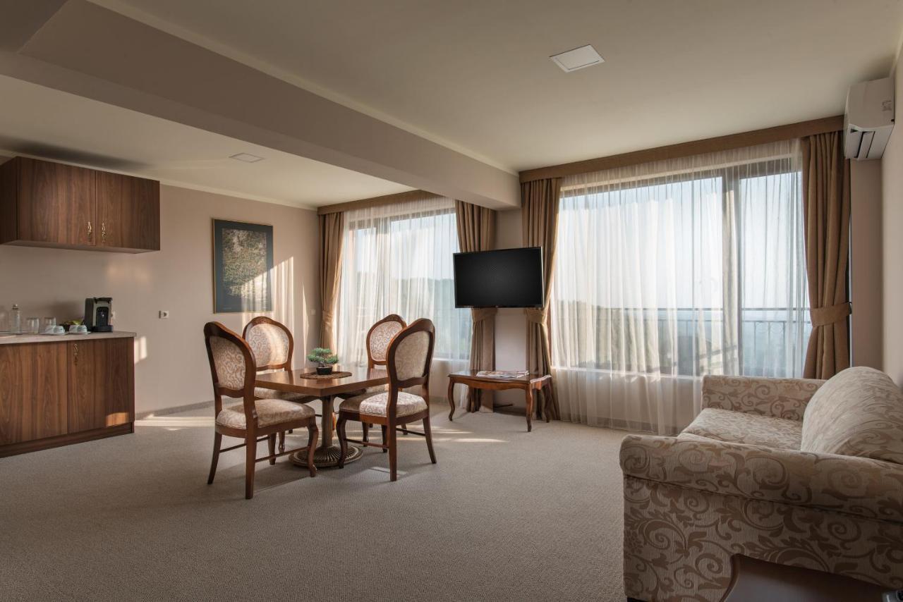 Hotel Villa Magus Kladnitsa 외부 사진